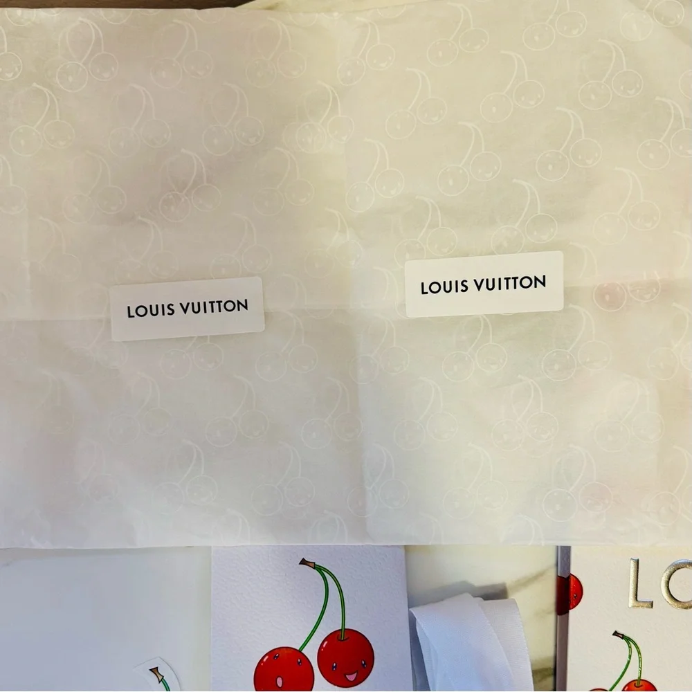 Louis Vuitton LV x TM Cherry Print packaging + stickers - Picture 6 of 6